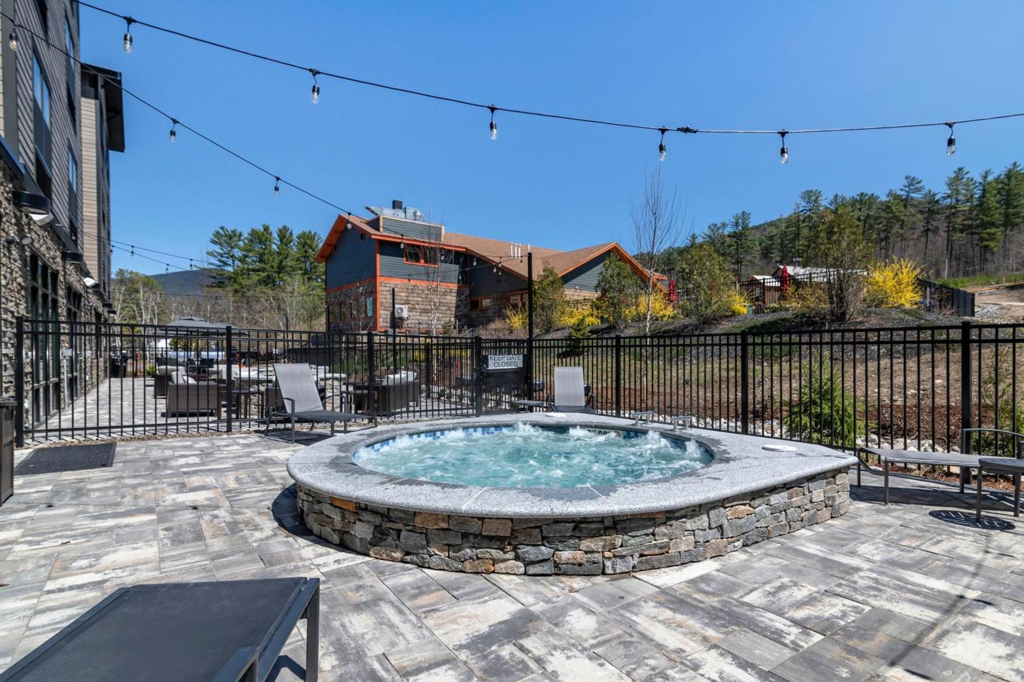 Fairfield By Marriott Inn & Suites North Conway Exterior photo